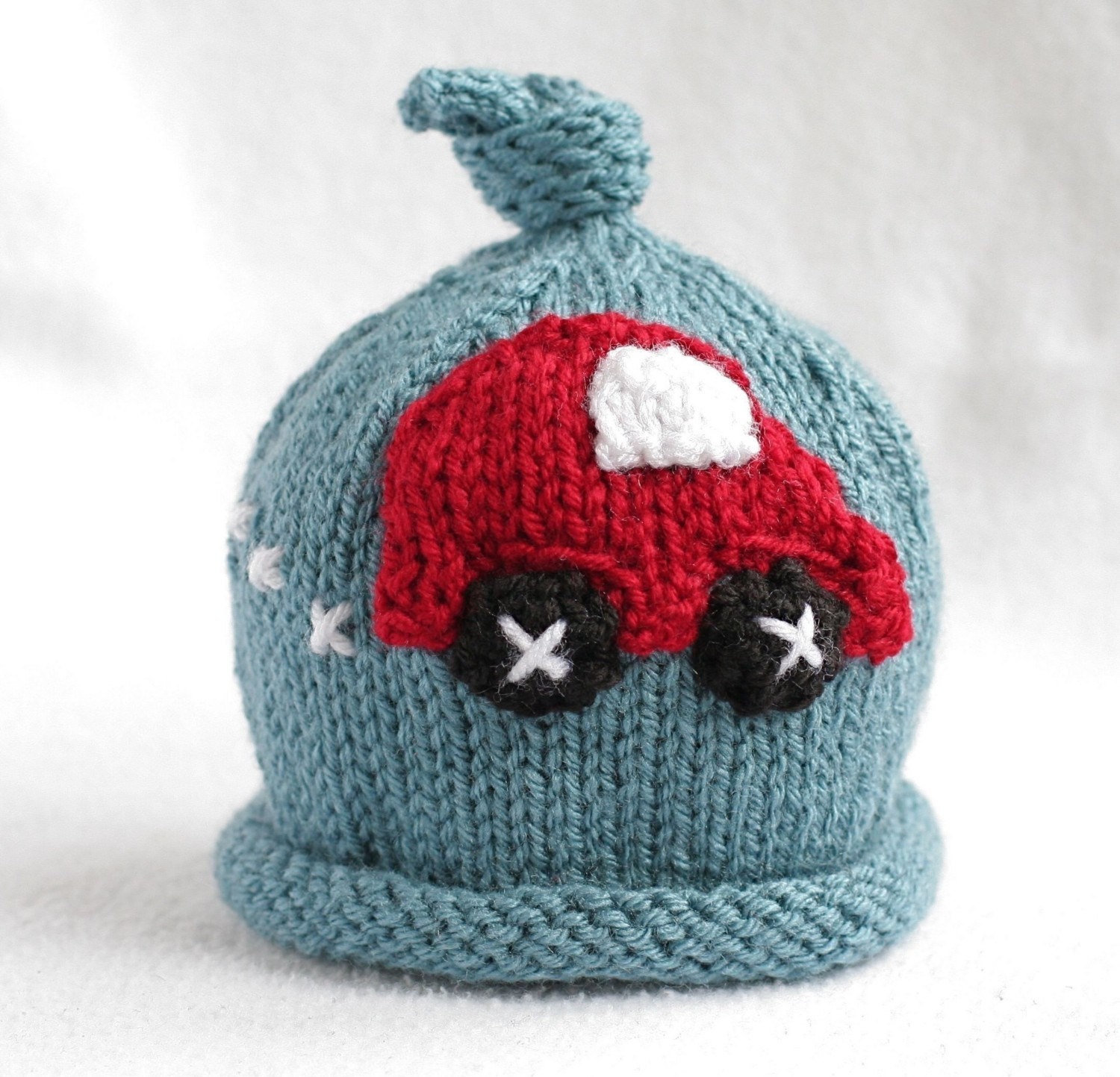 Baby boy knit hat with car applique. Sizes newborn by SarahLamont