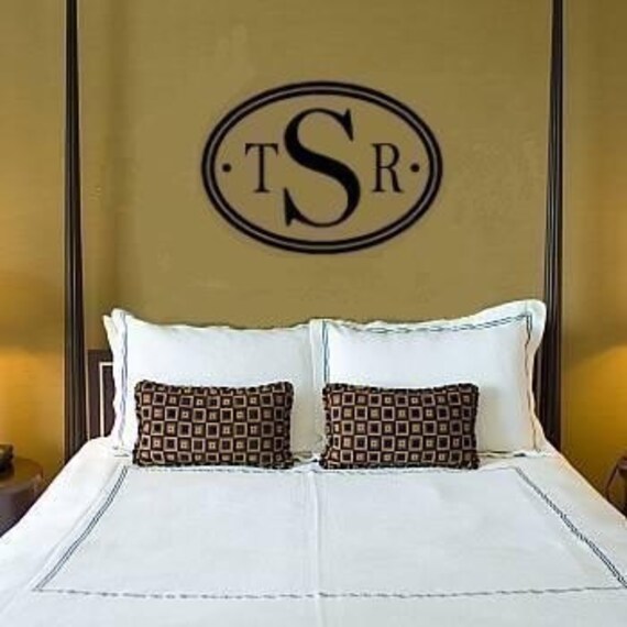 Items similar to Monogram Oval with Initials vinyl wall art decal