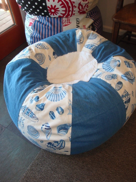 Classic Blue and White Beach Seashells Bean Bag chair