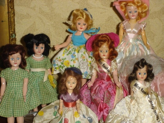 2 Miss Tastee Freeze Plastic Fashion Dolls and 4 Friends