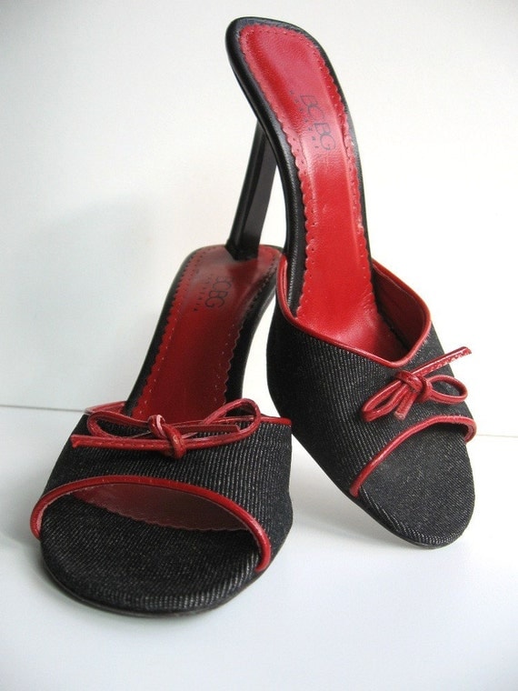 Items similar to Vintage BCBG Black Denim Open Toe Heels with Red ...