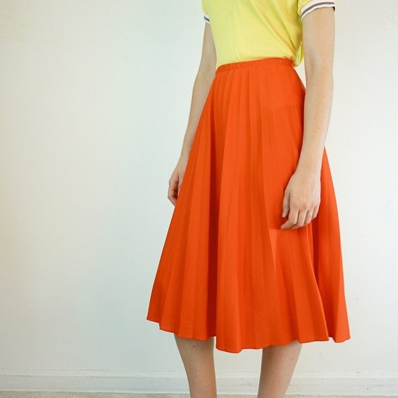 Vermillion Red Pleated Knee Length Skirt by jessjamesjake on Etsy