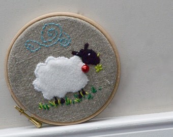 Bell-sheep embroidery hoop