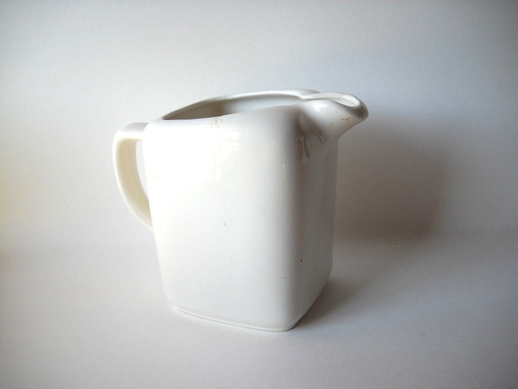 Vintage Pitcher Modern White Ceramic Pitcher Creamer Modern