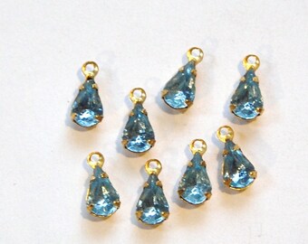 Lt Sapphire Teardrop Stones in 1 Loop Brass Setting 8mm x 4mm (8) par001L
