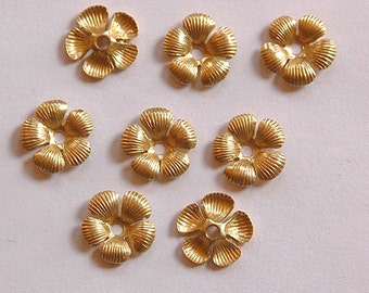 Raw Brass Ribbed Petal Flower Bead Cap mtl195