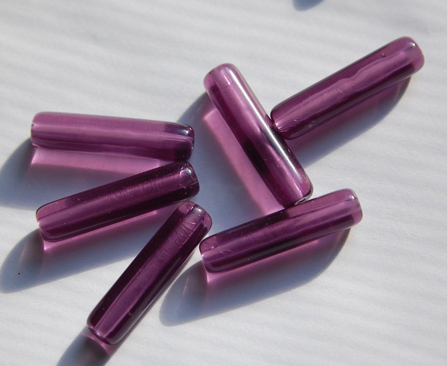 Vintage Translucent Purple Plastic Tube Beads bds818