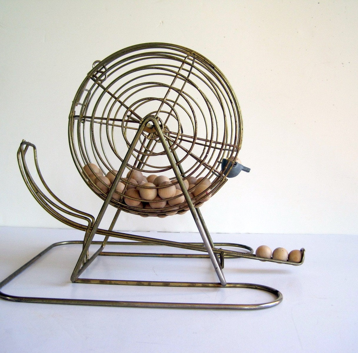 Vintage Metal Bingo Cage Plus Wooden Balls 70 Complete Set