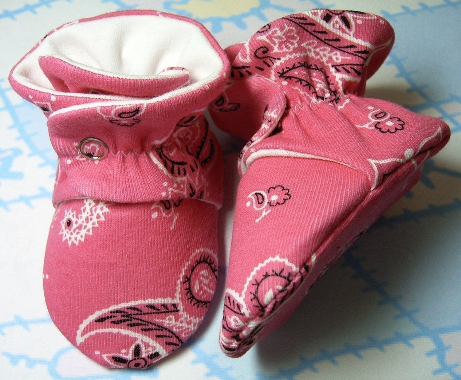 Thistledown Baby Bootie PDF Sewing Pattern Includes 5 Sizes