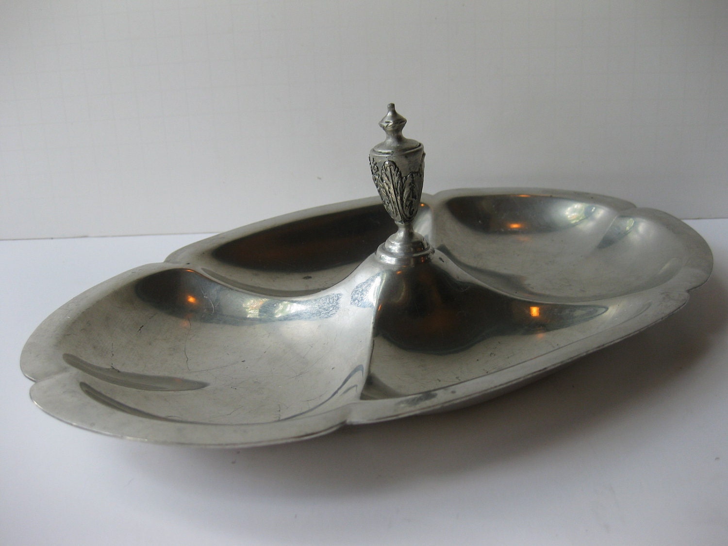 Elegant Classic Vintage Reed & Barton Pewter Tray Haute Juice