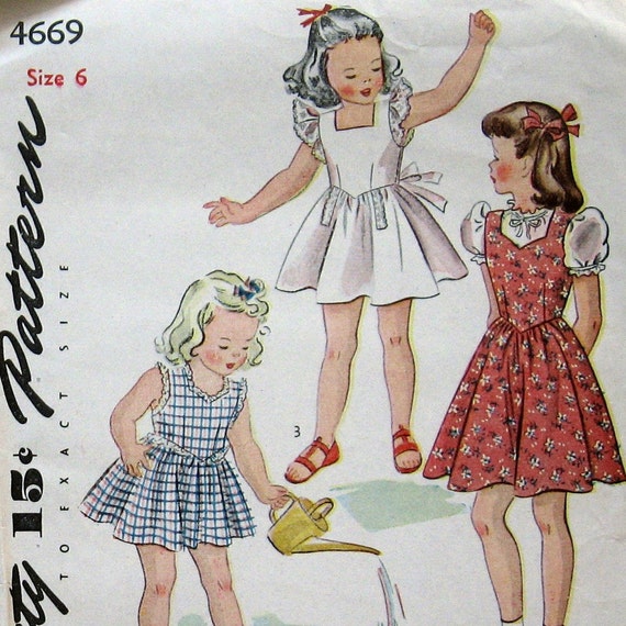 VINTAGE SEWING PATTERN Little Girls Pinafore Sundress With