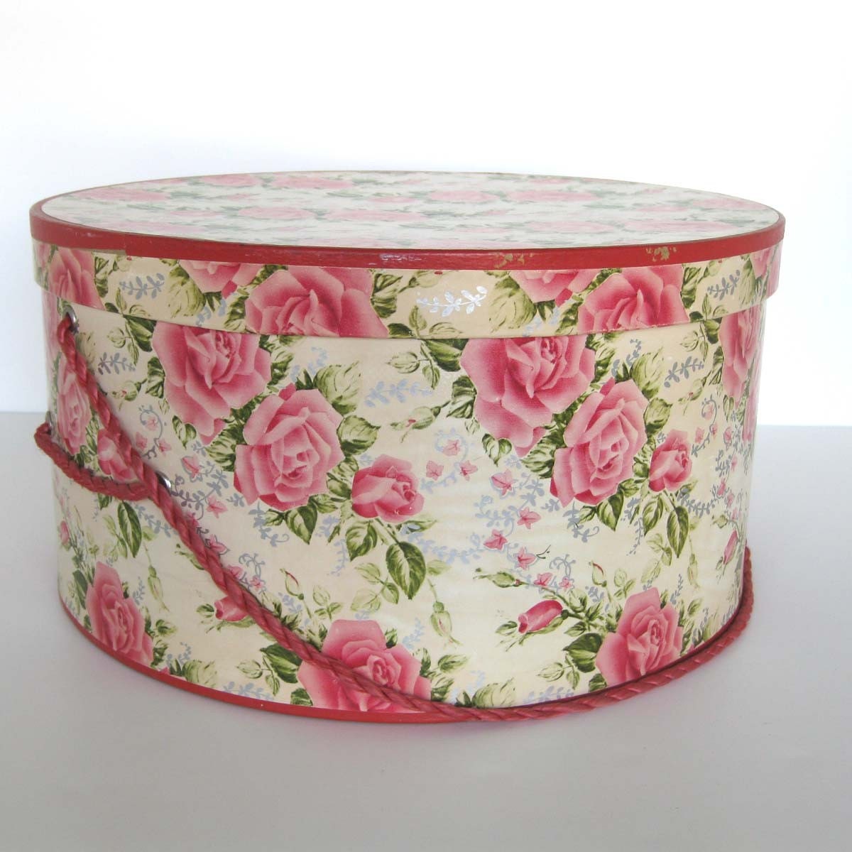 Large Round Hat Box with Pink Roses