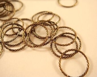 50 - 10mm Twisted Jumpring Antiqued Gold Plated Brass Fancy 21 gauge 10mm Outside - 50 pc - 4279