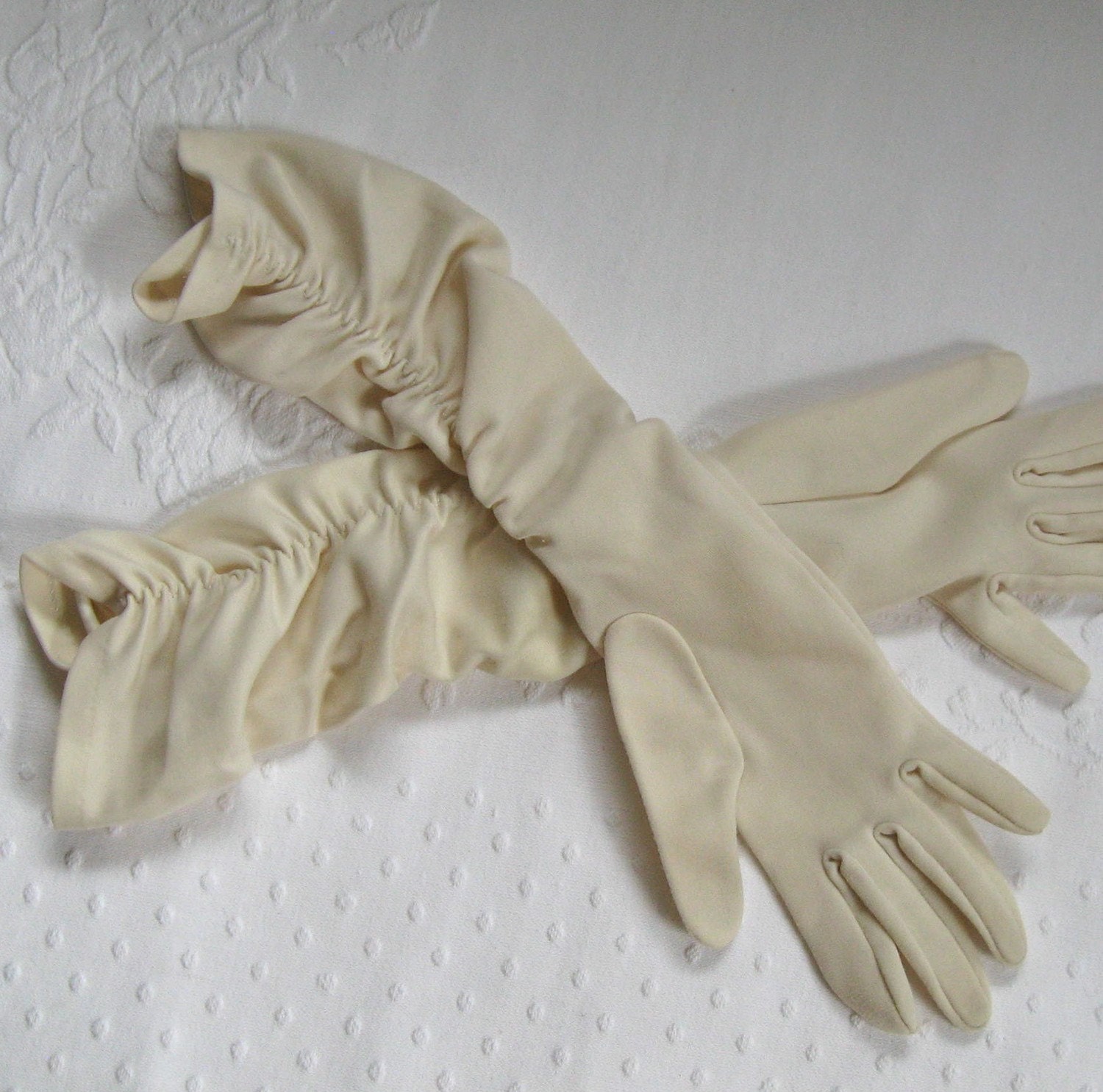 Vintage Evening Gloves 105