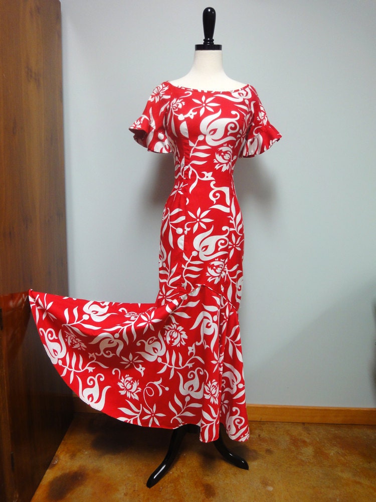 Vintage Hawaiian Dress Holoku Long Mermaid Dress Red and