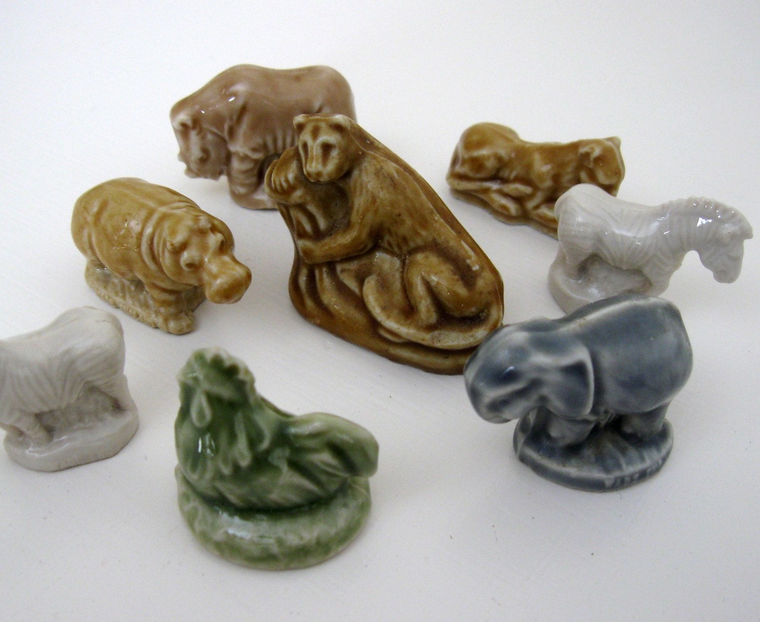 8 Tiny Vintage Wade England Animals