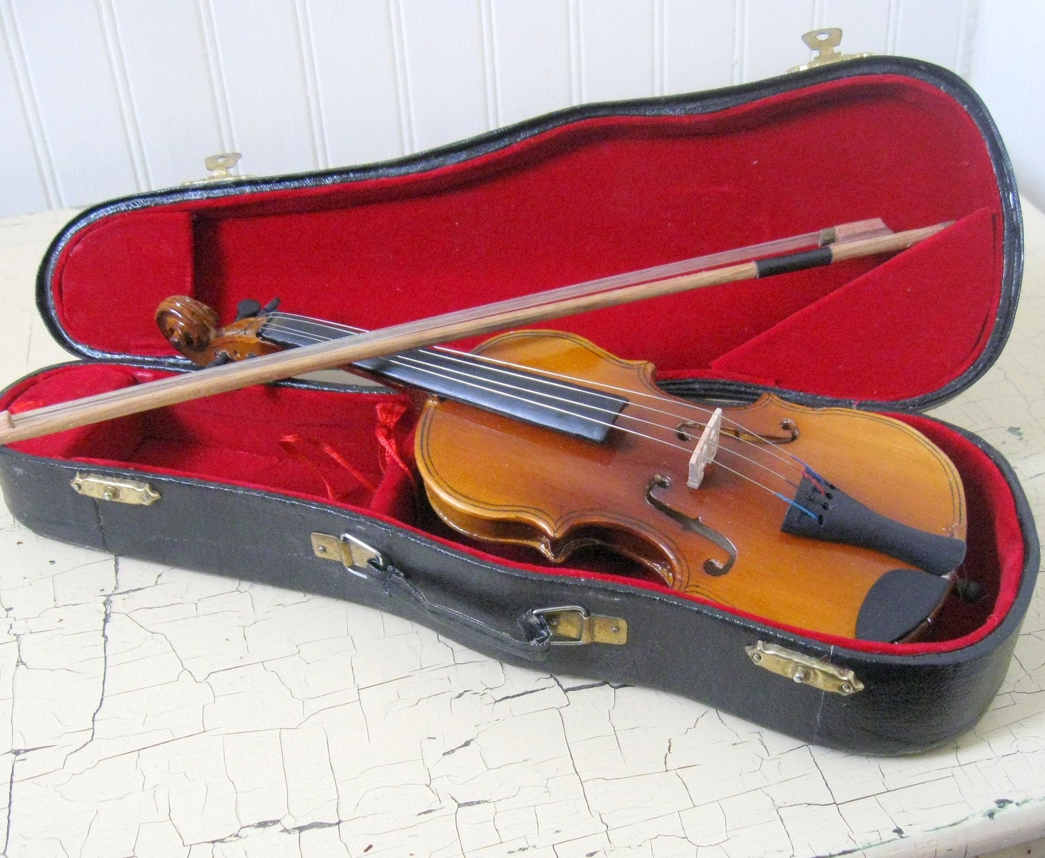 Miniature Violin with Bow and Case