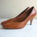 Vintage Pumpkin Pumps 7.5