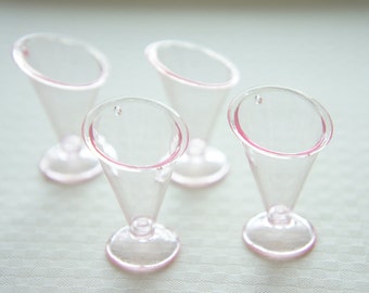 4 pcs Sundae Cup Charm (H36mm) Very Light Pink