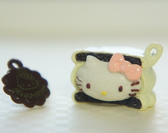SALE 2 pcs Hello Kitty Sweets Charm (24mm25mm) White Chocolate Cookie Sandwich (((LAST)))