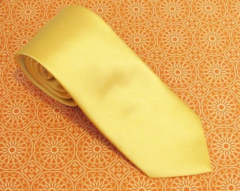 Mens Necktie Gold Yellow Silk Tie With Matching Pocket Square Option