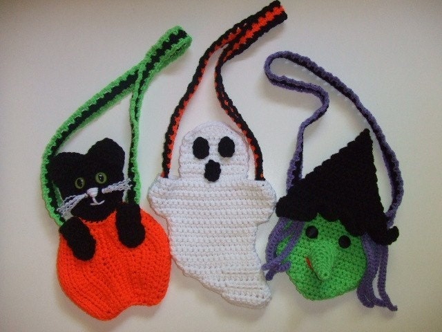 Items similar to Crochet Pattern Halloween Purses on Etsy