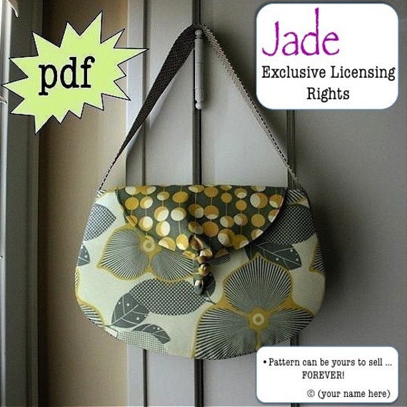 jade shoulder bag with daisy applique