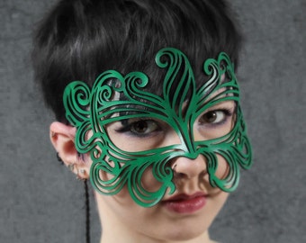 Muse leather mask in bright green