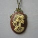 Lady steam necklace