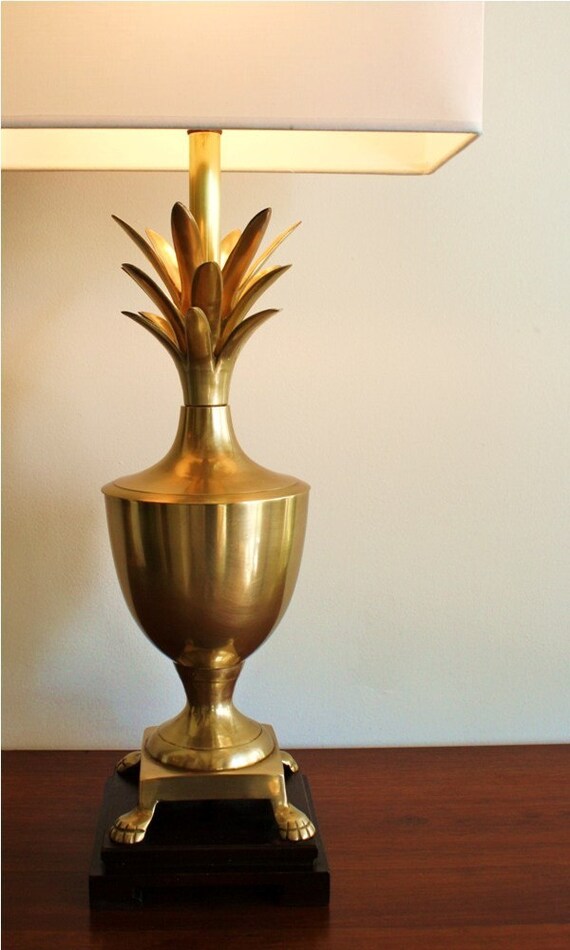 Vintage brass pineapple table lamp large Hollywood Regency