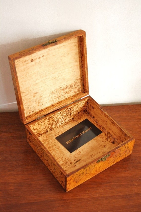 Antique carved wooden box Flemish 688 Art