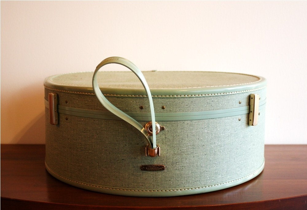 samsonite hat box