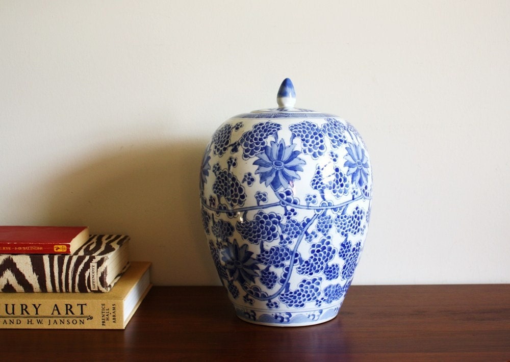 Large vintage blue and white ginger jar with by highstreetmarket