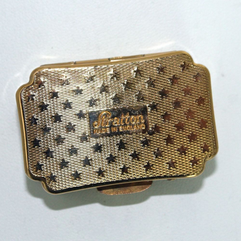 Vintage Stratton of England Pill Box Cottage Roses