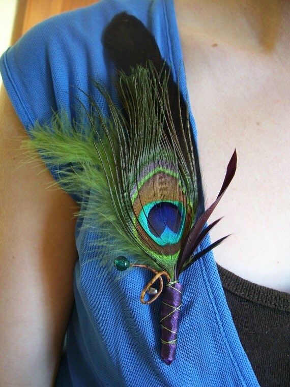 Feathery Wedding Boutonniere/Corsage