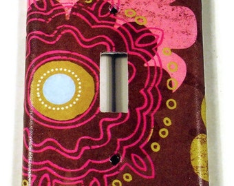 Light Switch Cover Wall Decor Single Switchplate Switch Plate in Prima (269S)