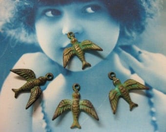 Verdigris Patina Brass Bird Charms 299VER x4