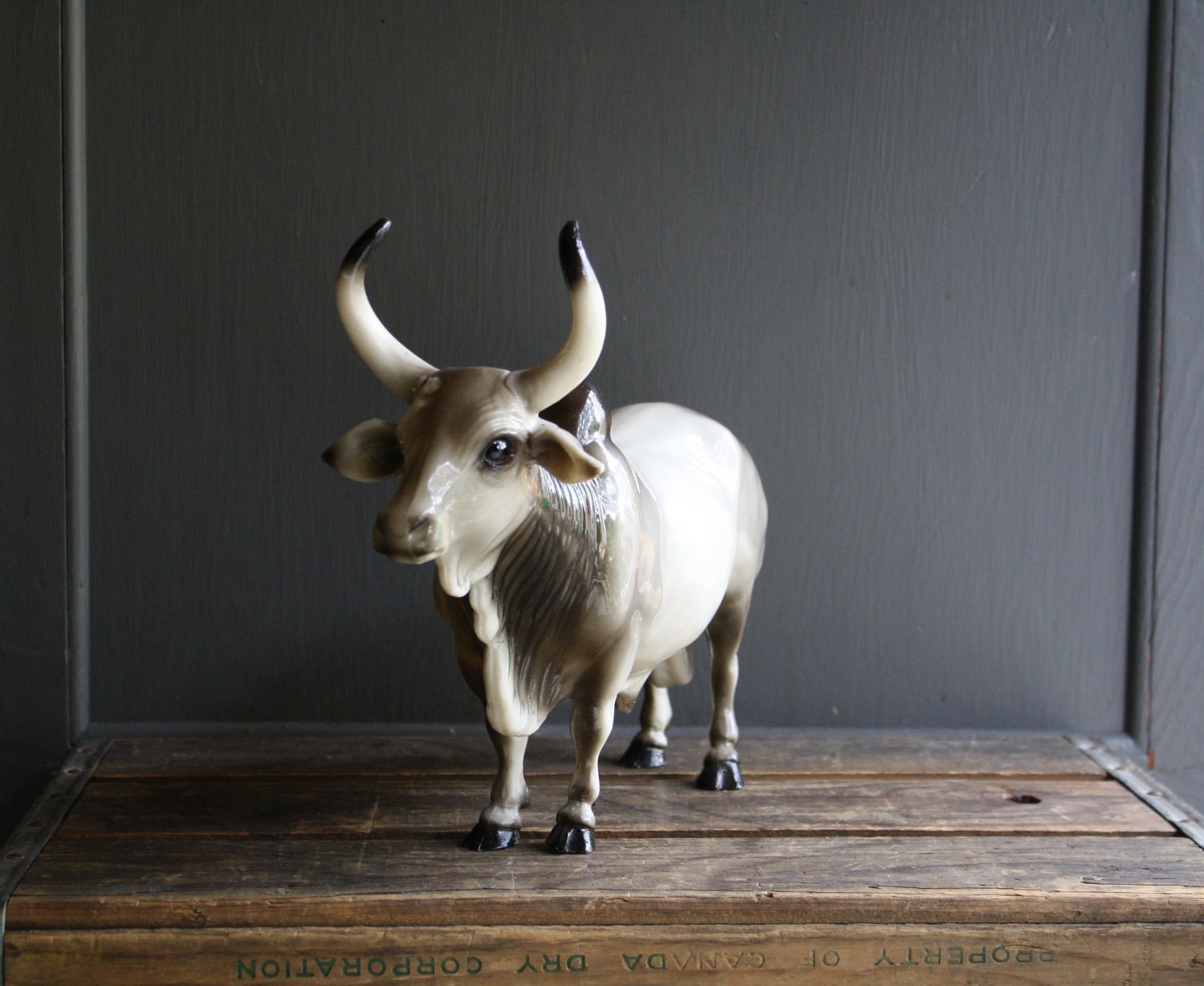 vintage bull steer cow plastic toy