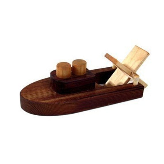 Rubber Band Powered Wooden Toy Tug Boat Kids Wood Bath Toy