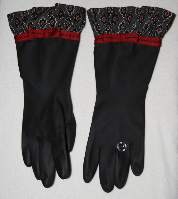 Black Diamond Diva Latex Gloves by The Diva Housewife