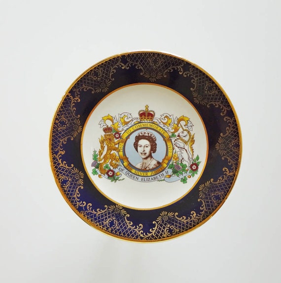 Queen Elizabeth II Silver Jubilee Plate Cobalt Blue