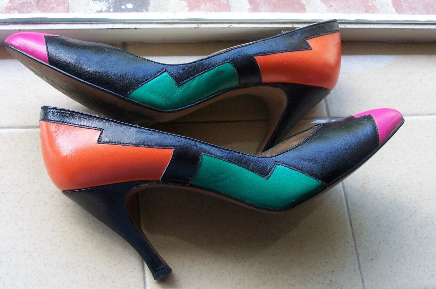 spanish leather heels