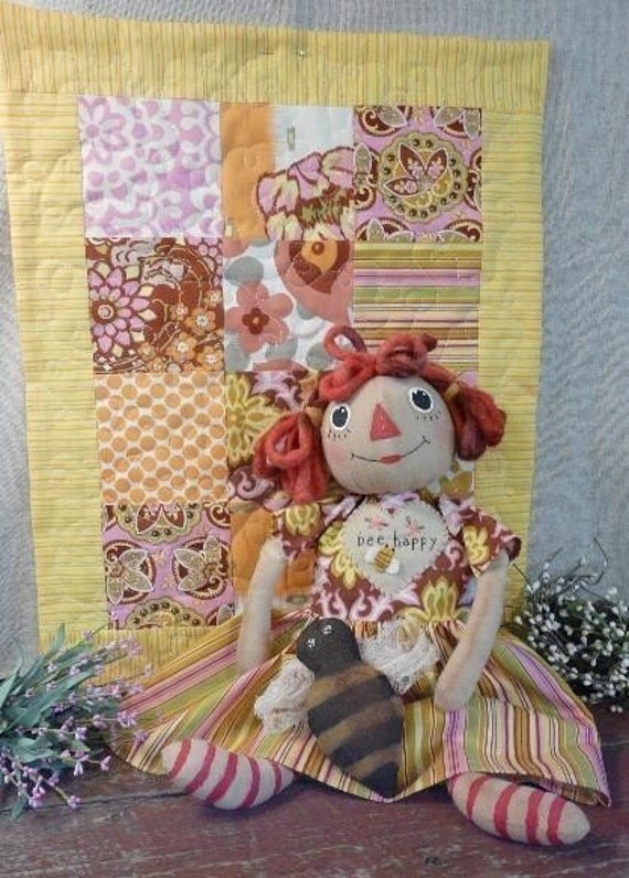 Bee Happy Raggedy Gal Quilt  Pattern - Doll amy butler fabric Pdf anne ann primitive prim