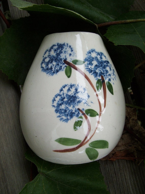 Vintage Ceramic Vase with sponge painted blue by lookonmytreasures