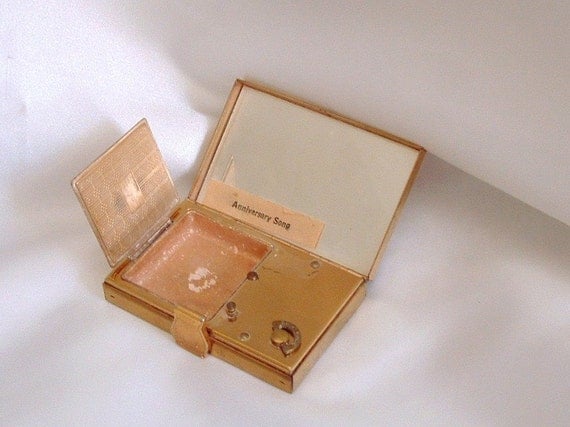 Vintage Music Box Makeup Compact by Elgin American