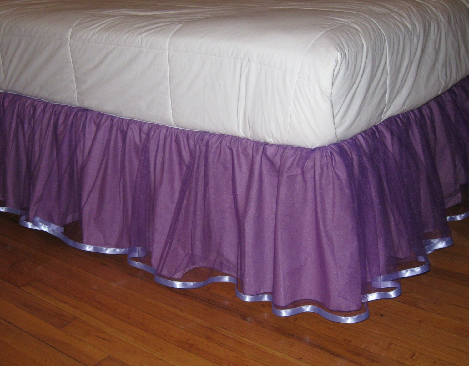 Lavender Bed Skirt Anal Mom Pics