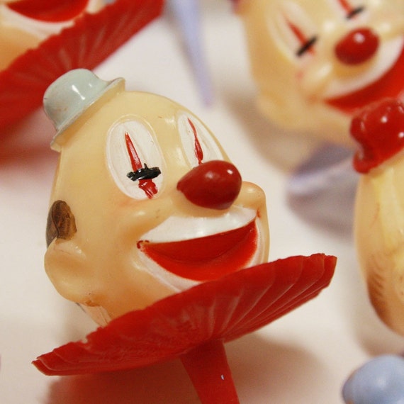 circus vintage clown clowns  carnival cupcake vintage   16 toppers toppers cupcake picks