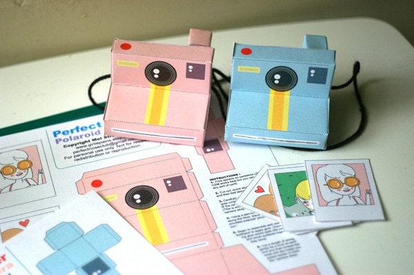 Perfect Paper Polaroid  Cameras includes 2 colours by 