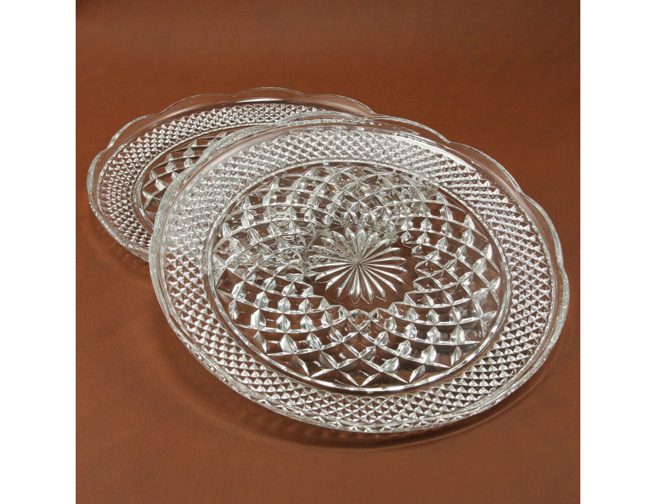 Wexford Glass 2 Dinner Plates Anchor Hocking Vtg