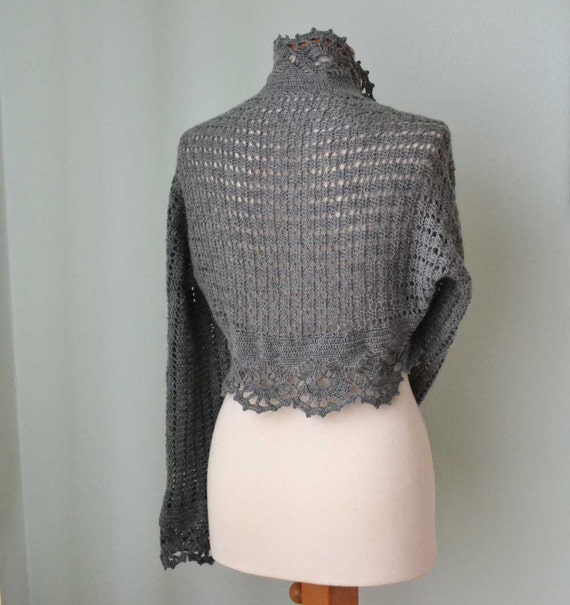 Grey crochet lace wool shrug by Berniolie on Etsy
